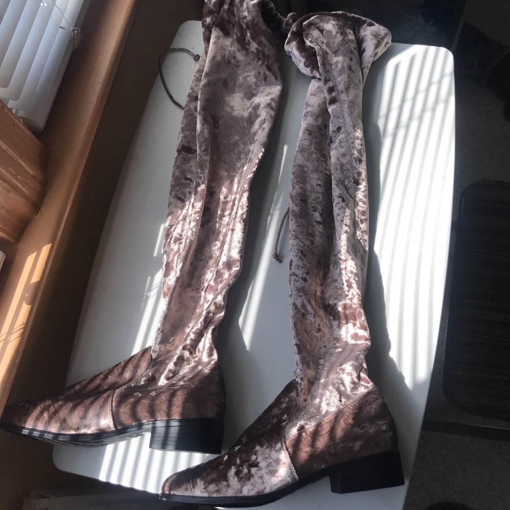 ✨Pink crushed velvet over the knee boots✨